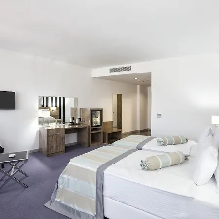 Ramada By Wyndham