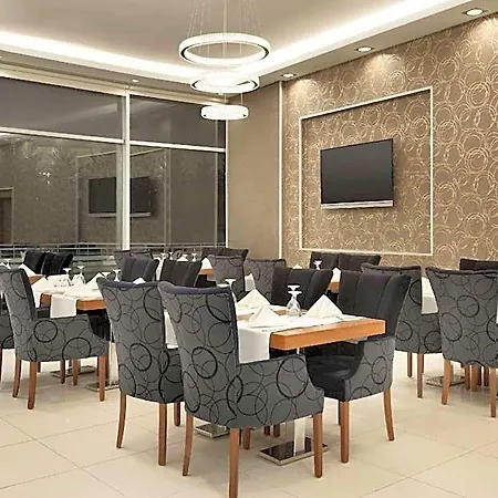 Hotel Ramada By Wyndham 3*