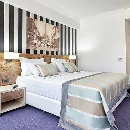 Ramada By Wyndham Hotel 3*