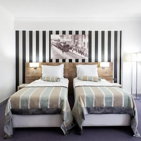 Hotel Ramada By Wyndham 3*