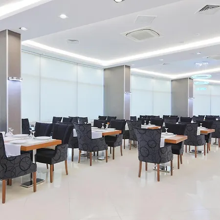 Ramada By Wyndham Hotel 3*